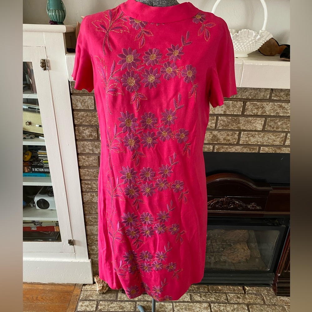 1960s hot pink shift dress